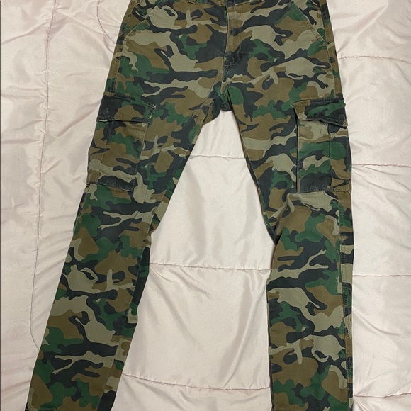 Stitches and rivets camp pants - Picture 2 of 5